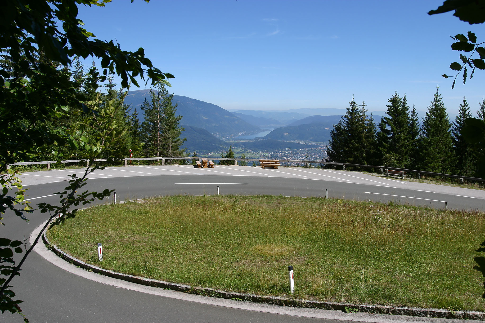 Naturpark Dobratsch, Villacher Alpenstraße